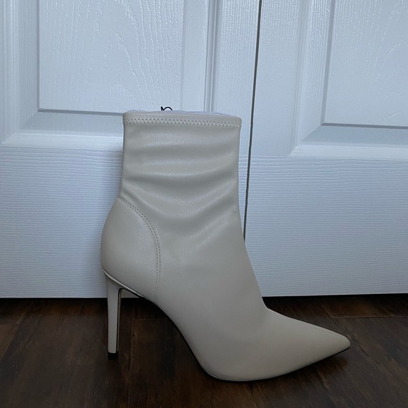 Ankle Boots - Picture 2 of 4